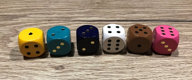 Clever tot de 3e Macht: Dobbelstenen